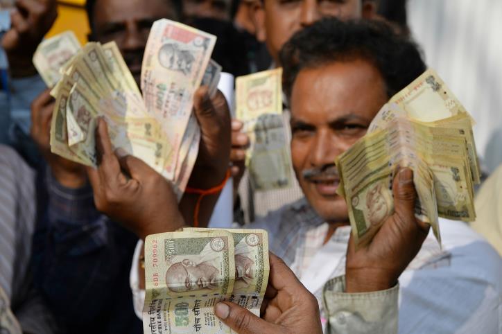 Đồng rupee của Ấn Độ có khả năng thấp kỷ lục trong năm 2018