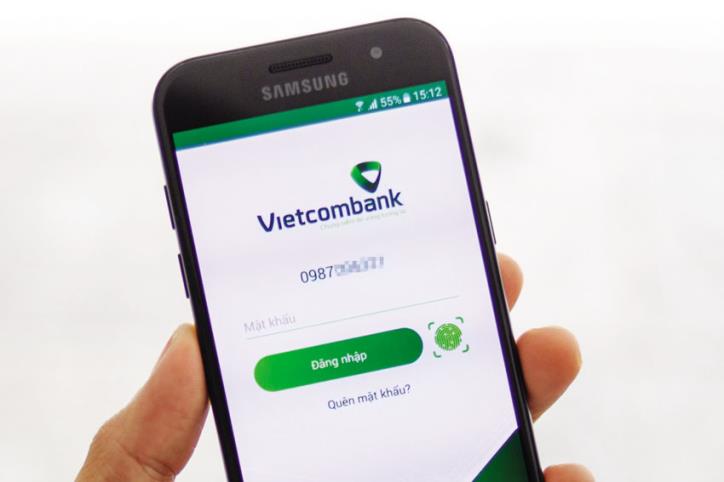 Vietcombank, dịch vụ, chuyển tiền nhanh, ngoại mạng: Với sự hiện đại của Vietcombank, việc gửi tiền hay chuyển khoản ngoại mạng cũng trở nên đơn giản và an toàn hơn bao giờ hết. Bằng cách sử dụng các dịch vụ trực tuyến, việc chuyển khoản thành công chỉ cần vài bước đơn giản.
