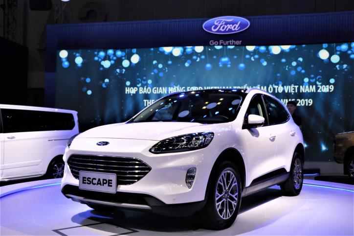  Ford presentó repentinamente el concepto Escape en el Salón del Automóvil de Vietnam