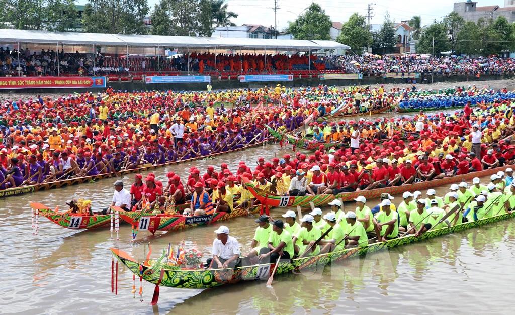 Đua ghe Ngo tại Sóc Trăng Photo