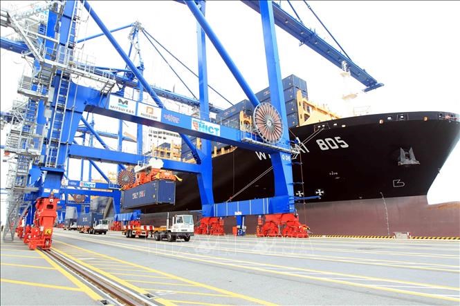 Vận chuyển container nội địa bằng đường biển - Dịch vụ của Vận Tải Tuấn Kiệt
