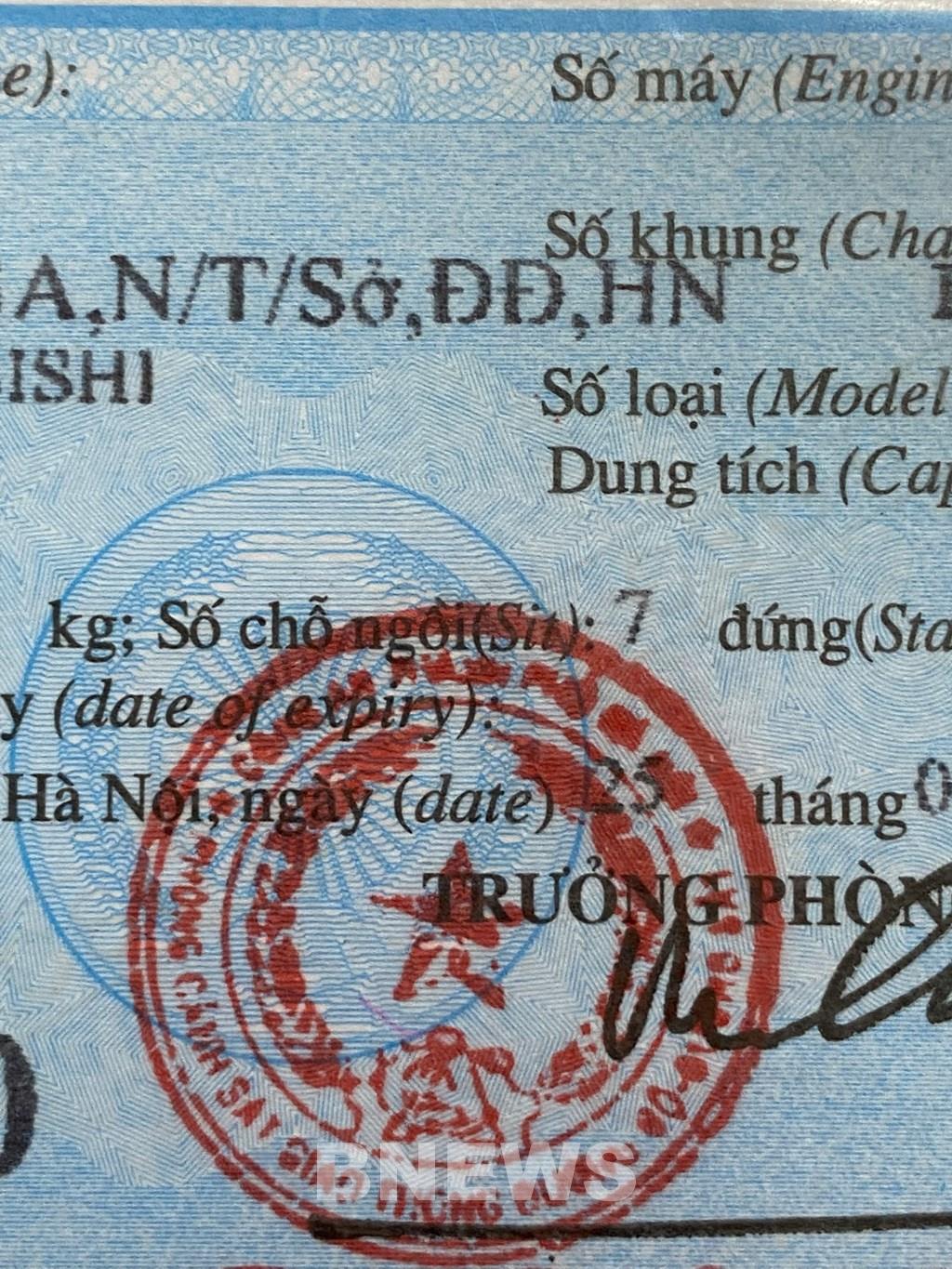 Lỗi sai tiếng Anh trên đăng ký ô tô, chính chủ có cần đổi không? Lỗi Sai Tiếng Anh Trên Đăng Ký Ô Tô, Chính Chủ Có Cần Đổi Không?