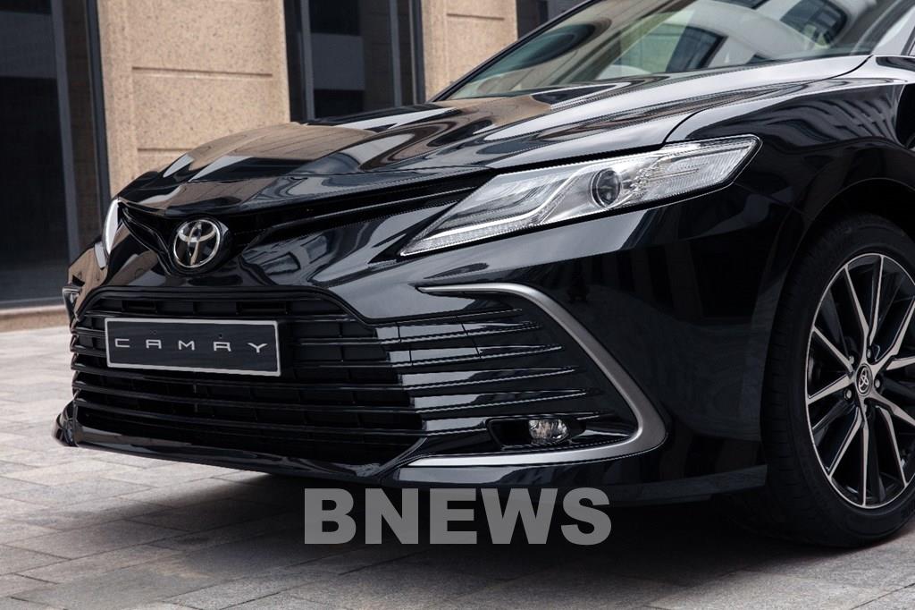 Đánh giá Toyota Camry 2022 Giá KM nội ngoại thất an toàn
