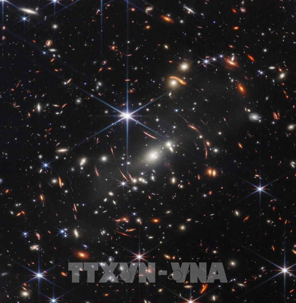 Kính viễn vọng James Webb có thể đã tìm thấy thiên hà xa xôi nhất ...