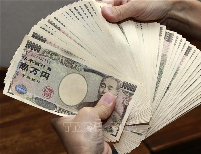 Đồng Yen Nhật đã trải qua nhiều biến động trong thời gian qua. Hãy xem qua hình ảnh và tìm hiểu về nguyên nhân và hậu quả của sự sụt giá của đồng tiền này. Điều này có thể giúp bạn hiểu rõ hơn về tình hình kinh tế thế giới và cách định hướng đầu tư của mình.