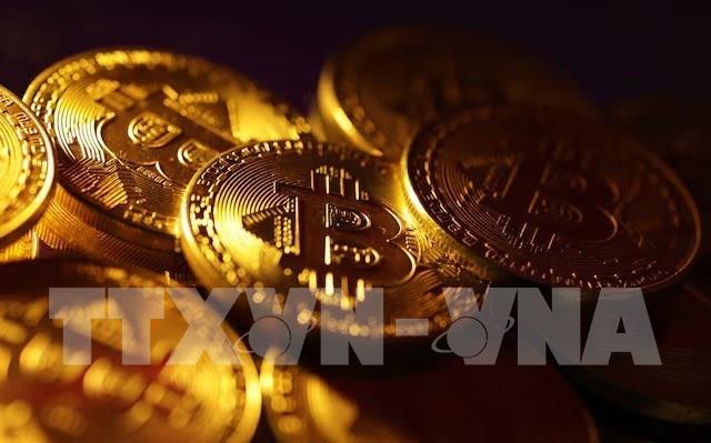 221217-bitcoin-tiep-tuc-phi-ma-lan-dau-vuot-moc-95-000-usd.jpg