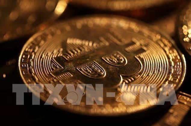 143224-bitcoin-cham-moc-ky-luc-trong-ngay-nham-chuc-cua-tong-thong-dac-cu-my.jpg