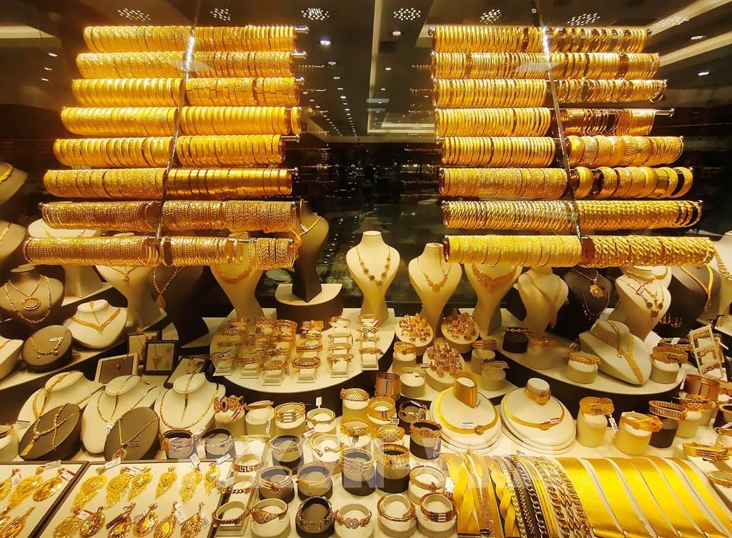 110458-gia-vang-lap-ky-luc-moi-thoi-dai-do-lo-ngai-cuoc-chien-thue-quan.jpg