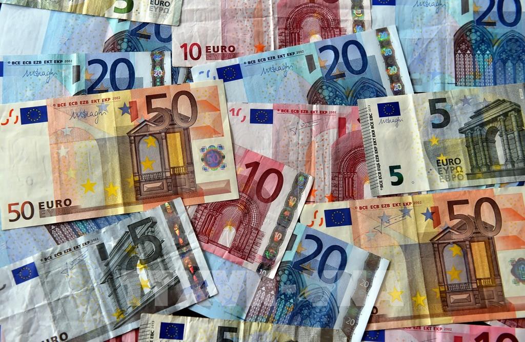 130029-lanh-dao-eu-ca-ngoi-vi-the-dong-euro.jpg