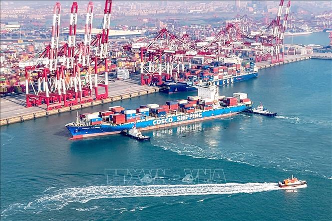 vna-potal-quy-mo-thuong-mai-dich-vu-cua-trung-quoc-lan-dau-tien-vuot-1000-ty-usd-stand-20251014100116.jpg