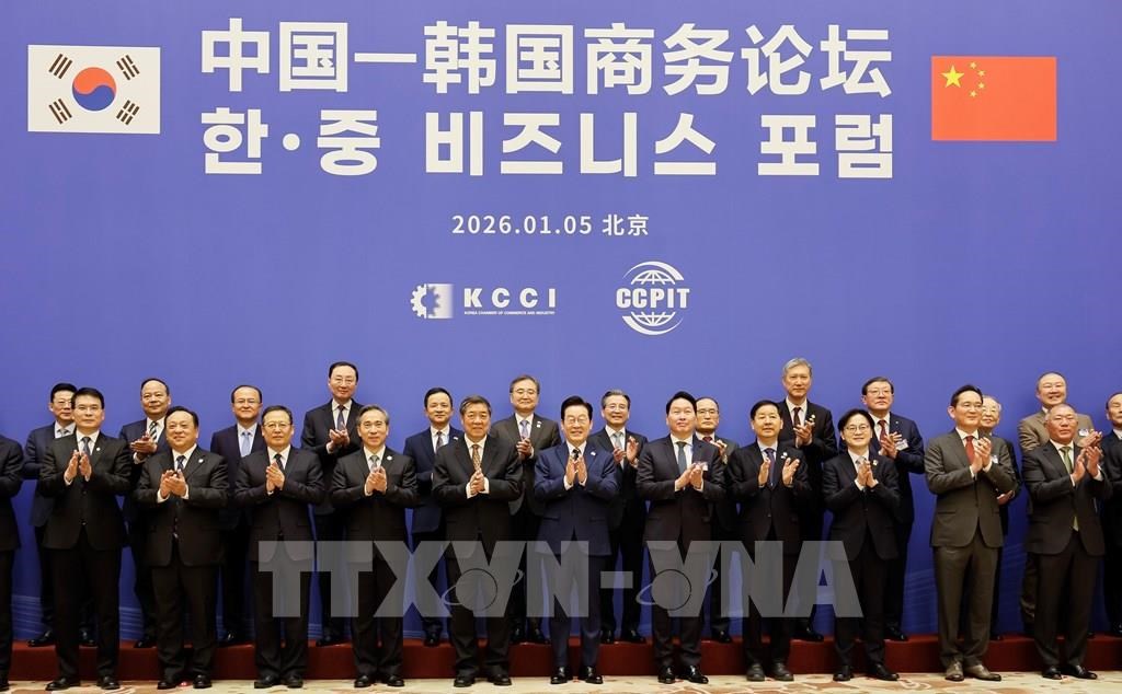 182629-doanh-nghiep-han-trung-ky-mot-loat-bien-ban-tang-cuong-hop-tac-20260111075315.jpg