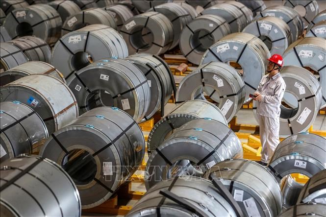 vna-potal-gia-nhom-the-gioi-vuot-muc-3000-usdtan-lan-dau-tien-trong-13-nam-stand-20260128123904.jpg