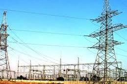 Cấp điện trở lại cho hàng ngàn khách hàng vùng thiên tai