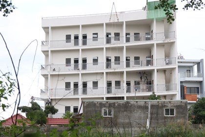 Loại bỏ chồng chéo trong cấp phép xây dựng