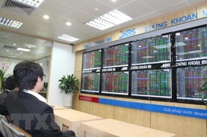 Thị trường chứng khoán 20/4: VN-Index bứt phá lên 1.837 điểm nhờ "họ" Vingroup