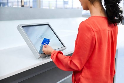 Bộ Tài chính đề nghị địa phương đẩy mạnh thanh toán không tiền mặt