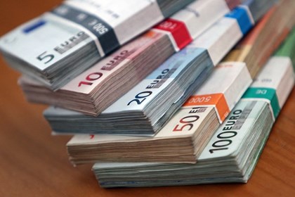 Pháp siết chặt chi tiêu giữa bối cảnh tăng trưởng kinh tế trì trệ và rủi ro toàn cầu gia tăng