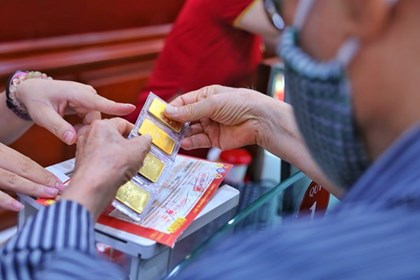 Giá vàng hôm nay 21/4 lình xình quanh mốc 170 triệu đồng/lượng