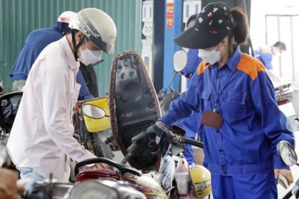 Cửa hàng xăng dầu cảng Cát Lái và ICD Long Bình vẫn hoạt động bình thường