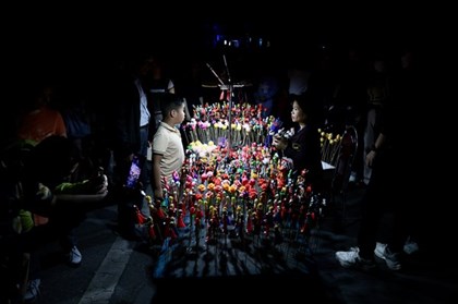 Giờ Trái đất 2026: Từ “60 phút tắt đèn” đến hành động bảo đảm an ninh năng lượng quốc gia