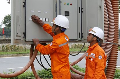 Chỉ thị của Thủ tướng về tăng cường thực thi tiết kiệm điện và phát triển điện mặt trời mái nhà