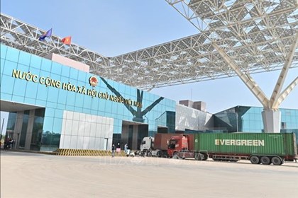 Trao trả 33 công dân Trung Quốc vi phạm pháp luật Việt Nam cho cơ quan chức năng Trung Quốc