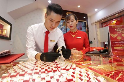 Giá vàng hôm nay 5/3 đi ngang