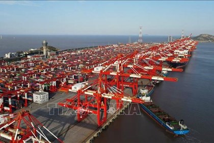 Thượng Hải vươn lên vị trí thứ hai trong số các trung tâm vận tải biển toàn cầu