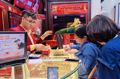 Giá vàng SJC, vàng DOJI, vàng PNJ ngày 25/10 cập nhật mới nhất