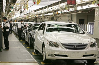 Toyota lập kỷ lục doanh số bán xe trên toàn cầu