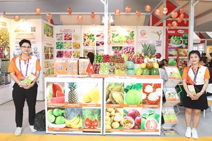Trái cây Việt Nam thu hút khách quốc tế tại Hội chợ Asia Fruit Logistica