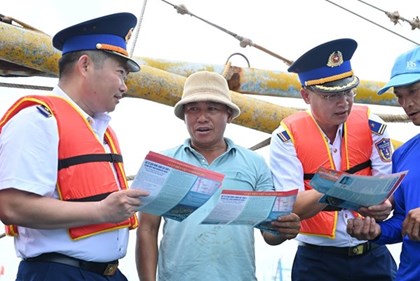Khắc phục "thẻ vàng" IUU: Ngư dân thành “cánh tay nối dài” chống IUU