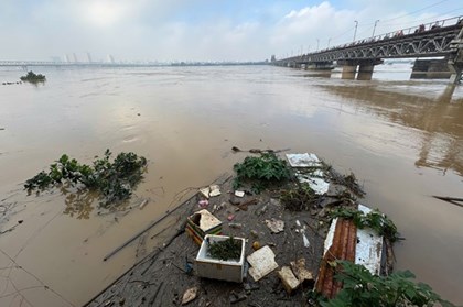 Sẽ xây dựng 2 đập trên sông Hồng và sông Đuống giúp dâng mực nước mùa cạn