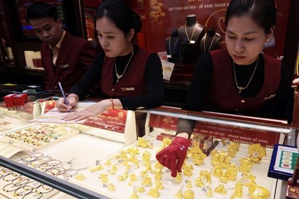 Giá vàng miếng sáng 19/12 niêm yết mức 156,4 triệu đồng/lượng
