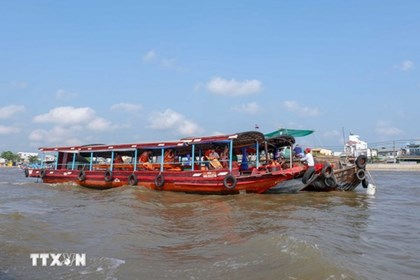 Ngành công nghiệp không khói đẩy mạnh số hóa