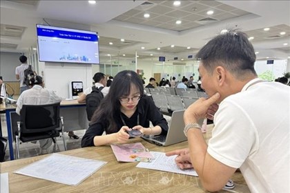 Hà Nội đưa bản đồ số điểm thi lớp 10 lên ứng dụng iHanoi