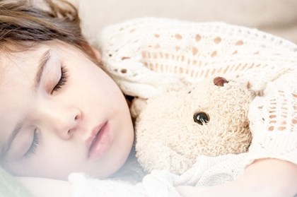 Ngủ đủ giấc giúp giảm nguy cơ béo phì ở trẻ
