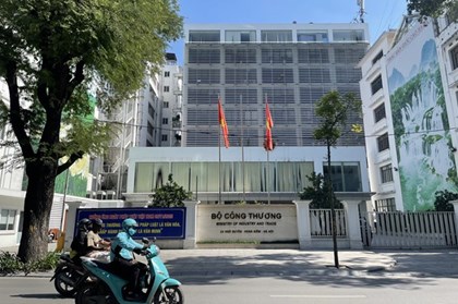 Bộ Công Thương hỏa tốc yêu cầu địa phương kiểm soát chặt kinh doanh xăng dầu