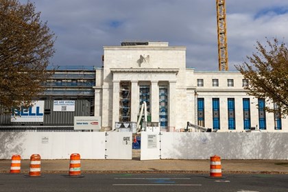 Căng thẳng Trung Đông buộc thị trường đánh giá lại lộ trình lãi suất của Fed