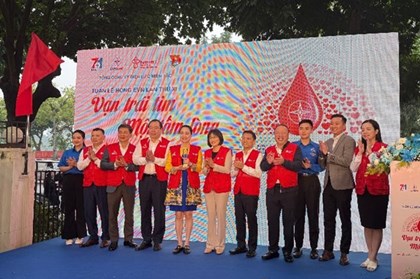 Hơn 3.800 cán bộ, nhân viên Điện lực miền Bắc dự kiến tham gia Tuần lễ hồng EVN lần XI