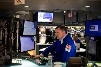 Phố Wall rúng động khi cổ phiếu AI lao dốc