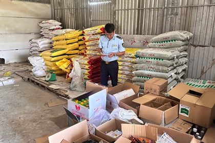 Cà Mau tăng tốc chống hàng giả, bảo vệ thị trường dịp Tết