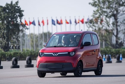 Doanh số bán ô tô VinFast tháng đầu năm tăng 55%