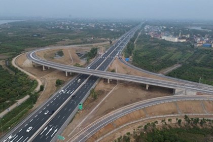 Thông xe công trình cầu vượt Thanh Hà tổng vốn gần 400 tỷ đồng