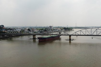 Xác định nguyên nhân ban đầu vụ va chạm khiến cầu đường sắt qua Đồng Nai gián đoạn