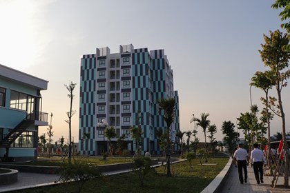 Khánh thành nhà ở xã hội dành cho cán bộ, công nhân viên Nhà máy Nhiệt điện Sông Hậu 1