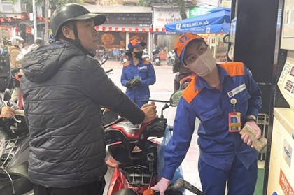 Hà Nội triển khai các biện pháp bảo đảm nguồn cung xăng dầu