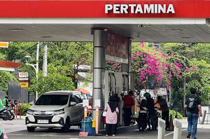 An ninh năng lượng: Indonesia kiểm soát giá xăng dầu bằng chiến lược đa tầng