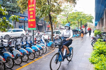 Xe điện - giải pháp chuyển đổi xanh trong phát triển giao thông hiện đại, bền vững