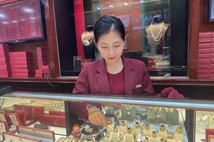 Giá vàng hôm nay 27/5: Vàng SJC giảm bao nhiêu? 